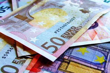 Czy da się wykonywać przelewy z Polski po lepszym kursie? Transfery przez FX City