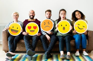 Trendy w komunikacji i 7 prawd o wiadomościach tekstowych