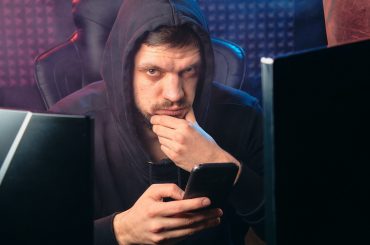 Phishing – wyłudzanie przez podszywanie
